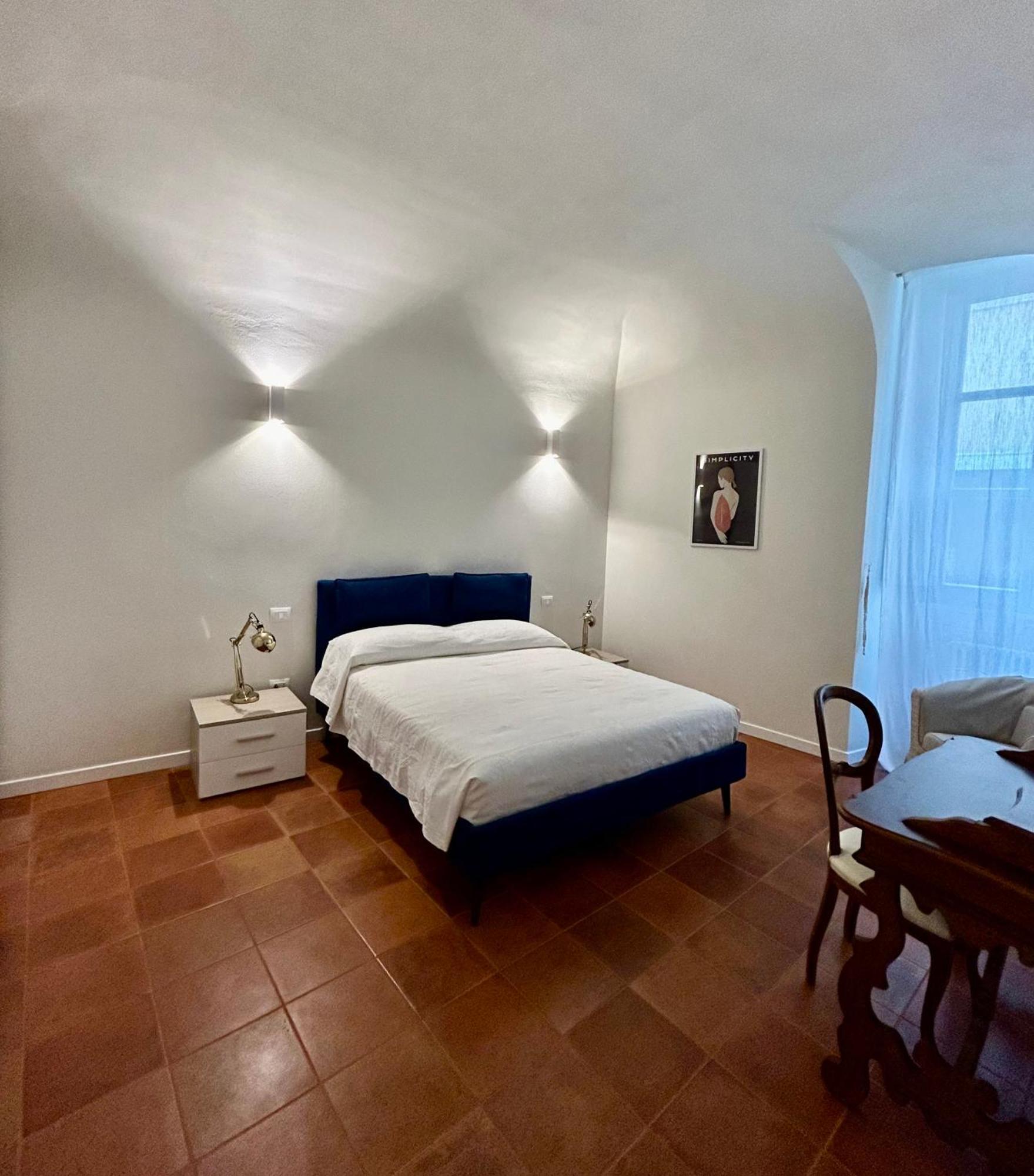 Ferienwohnung Dragonetti Luxury House LʼAquila Exterior foto